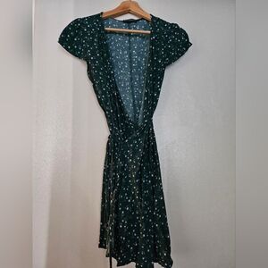 Brandy Melville Green floral Mini-dress